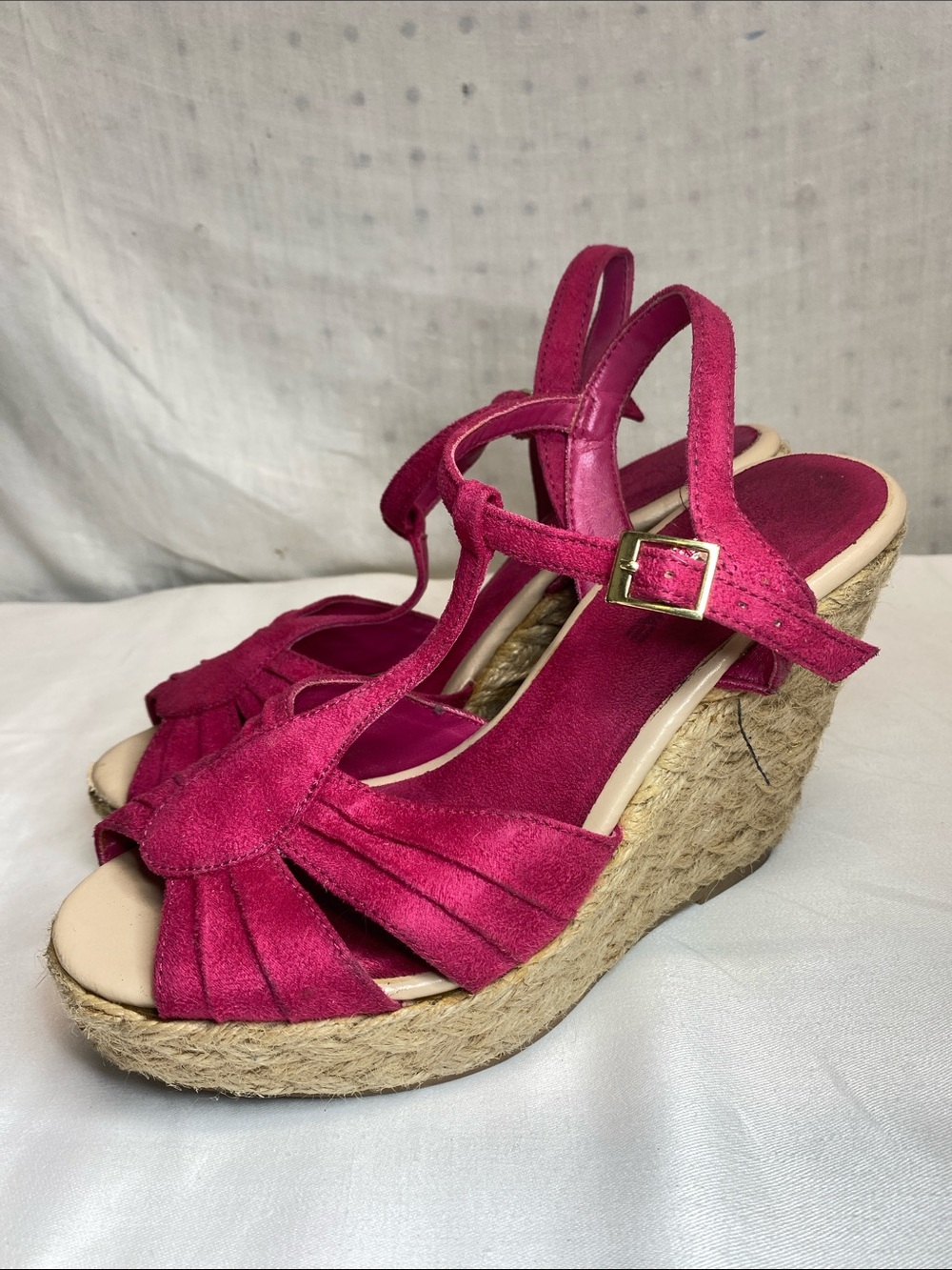 American Eagle Outfitters Fuchsia Suede Espadrille Wedges